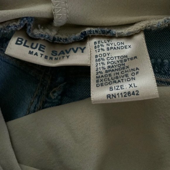 Blue Savvy Distressed Full Panel Maternity Shorts Size XL - Picture 3 of 6